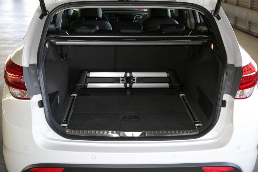  Hyundai i40 Wagon 2015 года  (фото 24 из 30)